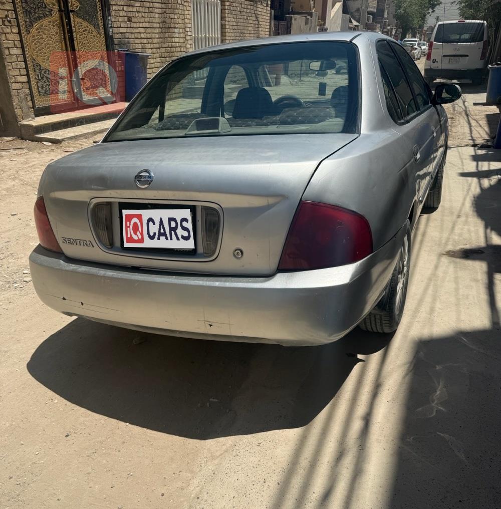 نيسان سنترا
